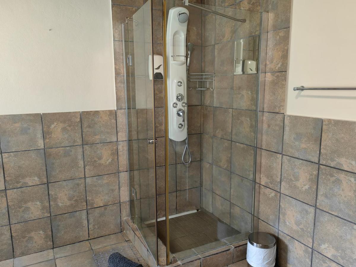 Mountain Valley Stay - Unit 4 Mbombela Esterno foto